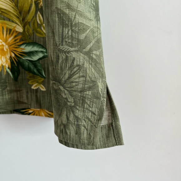 Tommy Bahama silk shirt - Picture 6 of 13